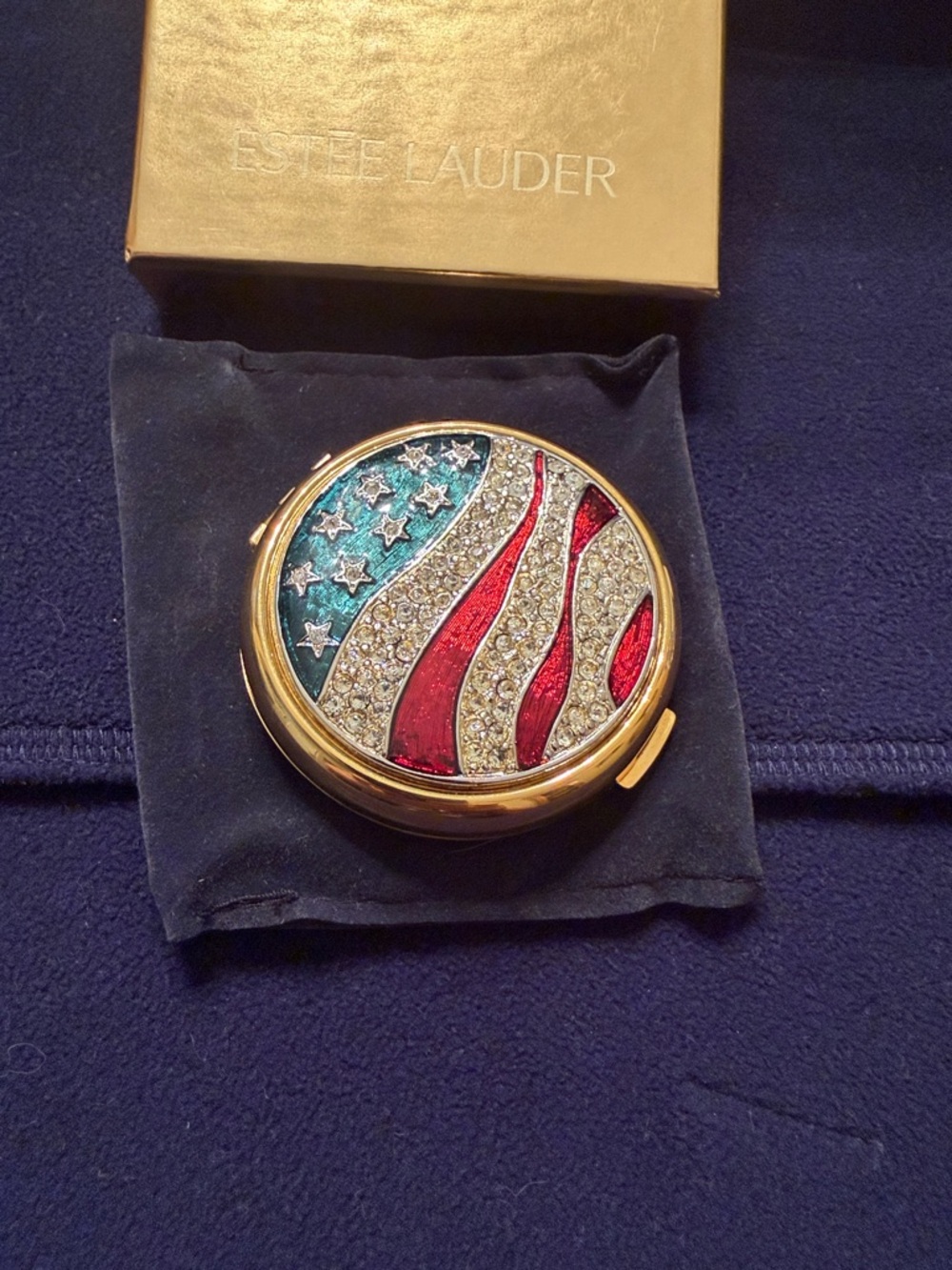 🐈‍⬛ Estée Lauder NWT Lucidity Pressed Powder compact “ America The Beautiful “